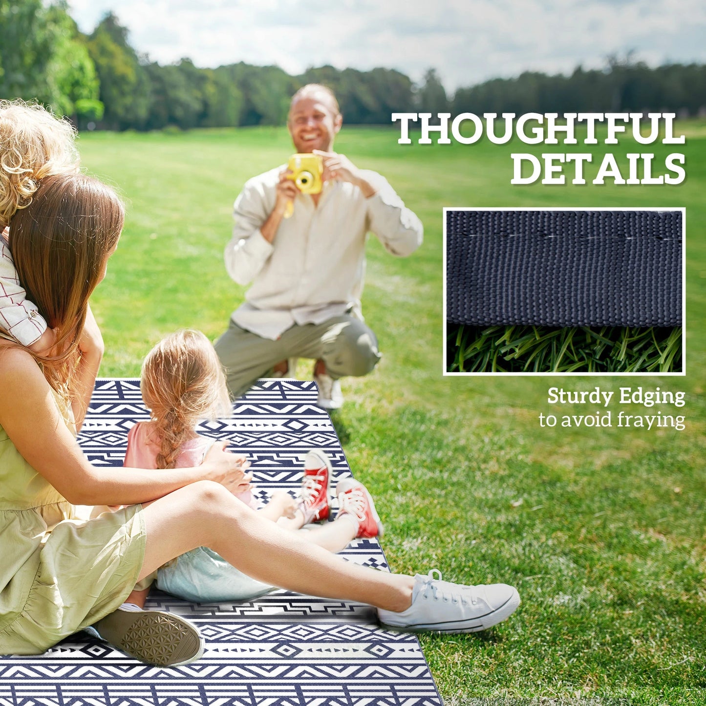 Outsunny Reversible Blue & White Geometric Outdoor Patio Rug