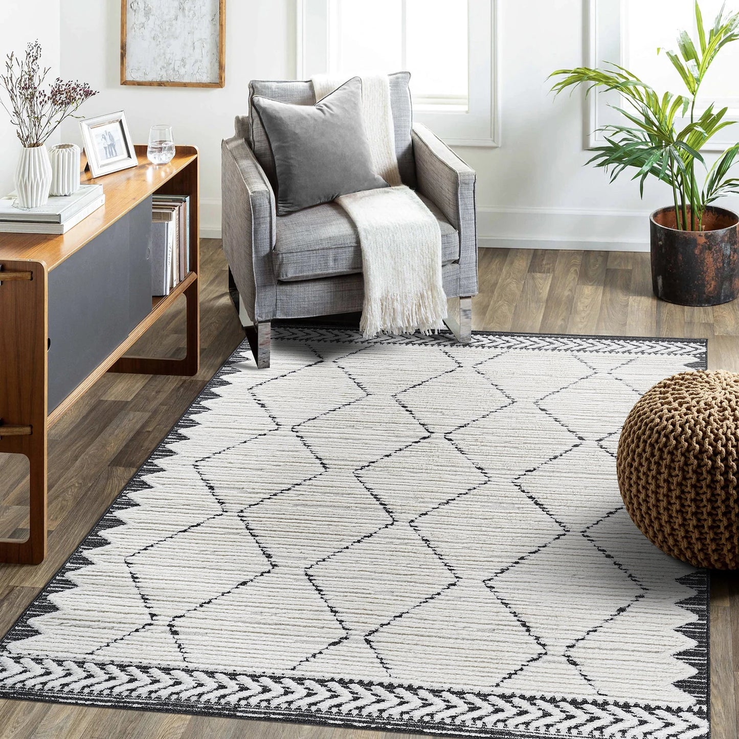 Step Trellis Cream/Anthracite High-Low Area Rug