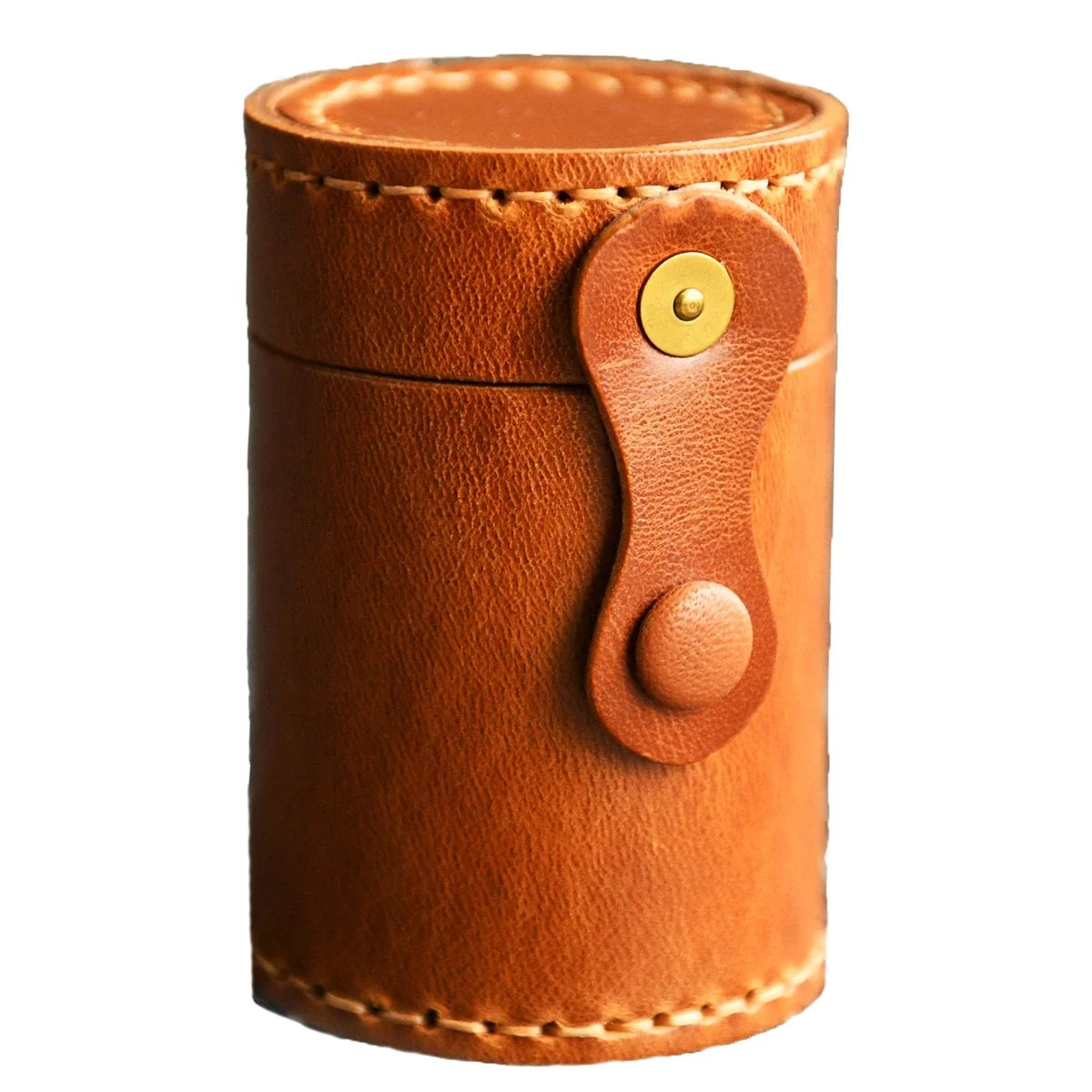 Clean view of the top-grain leather cylindrical storage case